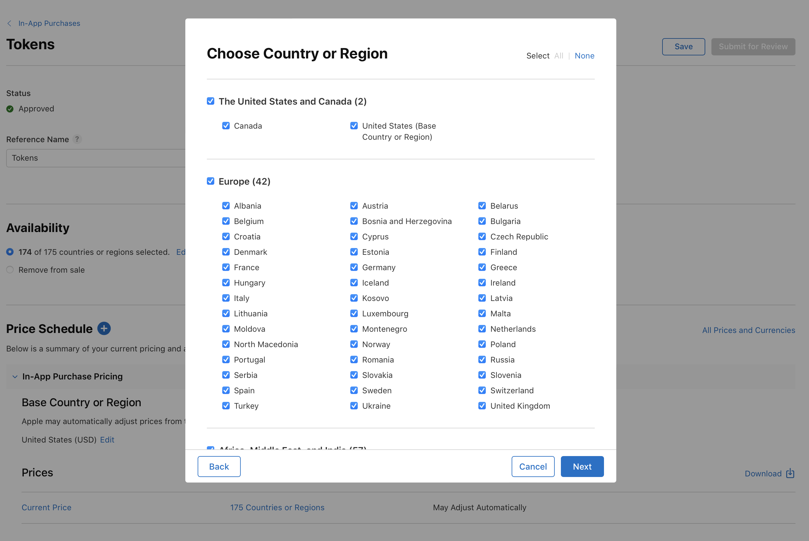 Apple Developer Webサイトで国または地域を選択するためのポップアップウインドウのスクリーンショット。ナビゲーションのオプションとして「戻る」「キャンセル」「次へ」の各ボタンがある。